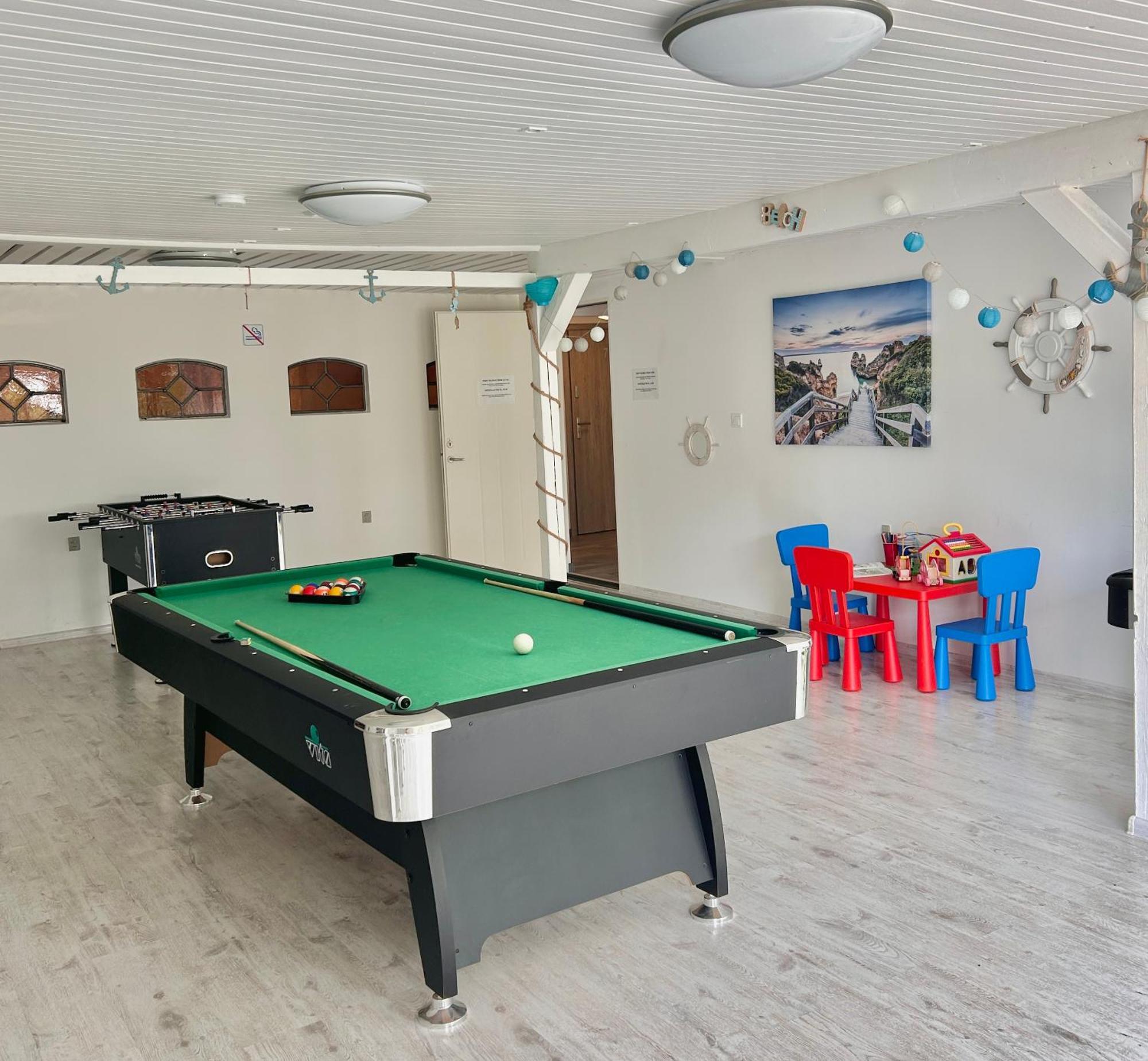 Apartamenty Molle Akirkeby ภายนอก รูปภาพ