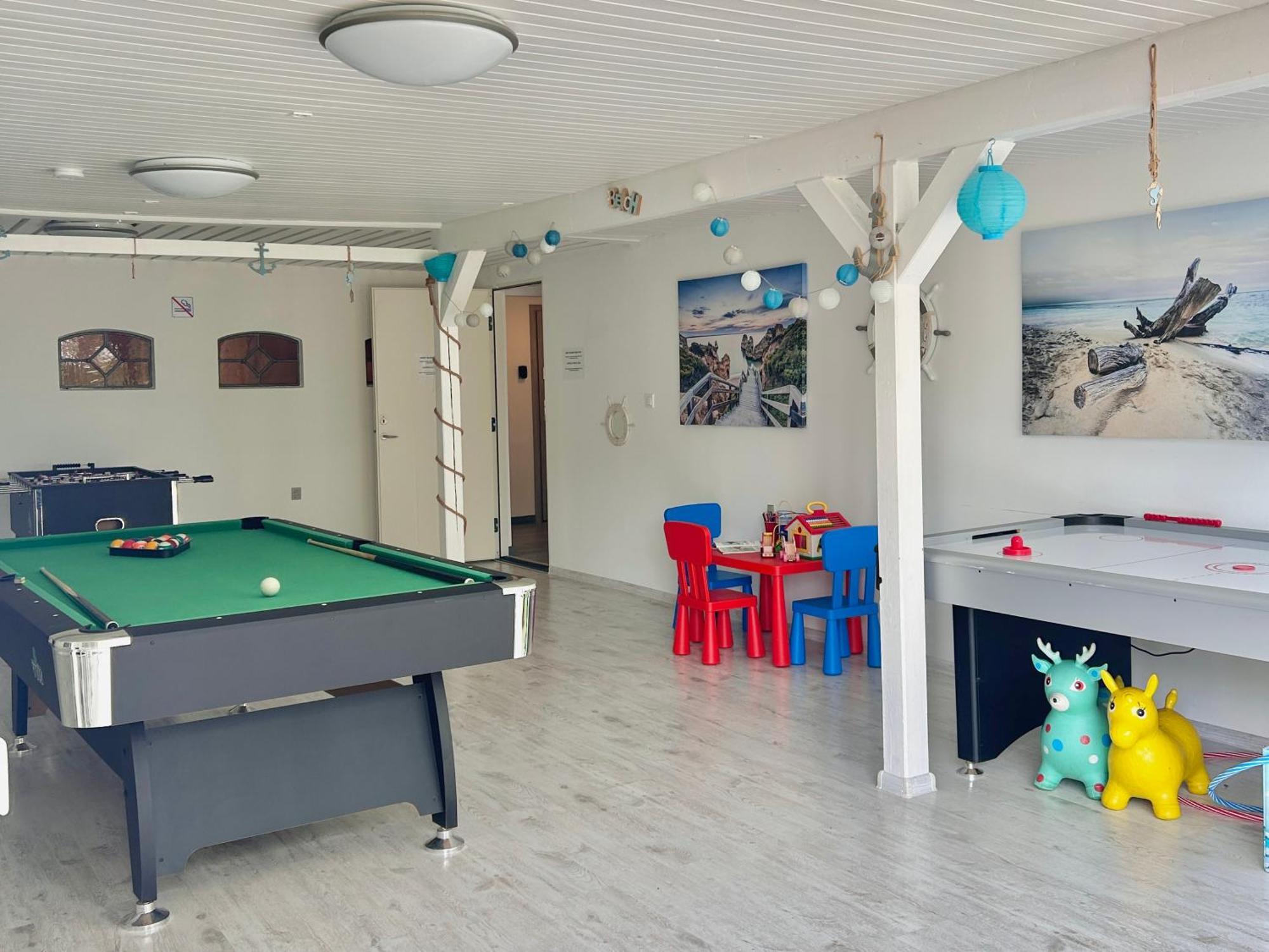 Apartamenty Molle Akirkeby ภายนอก รูปภาพ